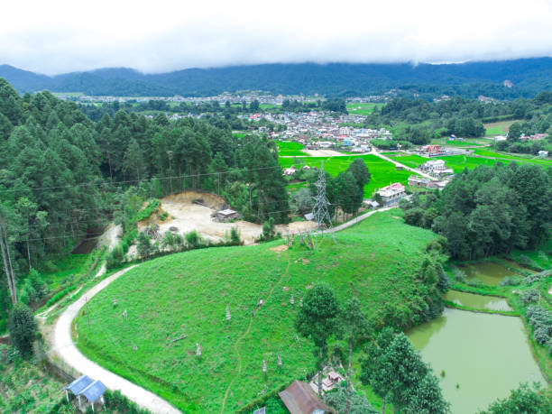 Ziro Valley, Arunachal Pradesh: Ziro Valley is a lush green haven, home to the Apatani tribe and famous for its rice fields and pine forests. The valley’s remote location ensures minimal pollution and a peaceful atmosphere. Ziro Valley, Arunachal Pradesh: Ziro Valley is a lush green haven, home to the Apatani tribe and famous for its rice fields and pine forests. The valley’s remote location ensures minimal pollution and a peaceful atmosphere.
